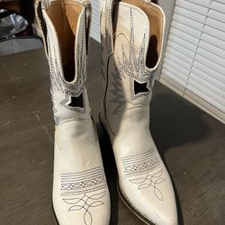 Women’s Size 6 Cowboy Boots