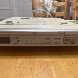 Sony Under Cabinet AM/FM CD Clock Radio