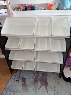 Toys organizer bins