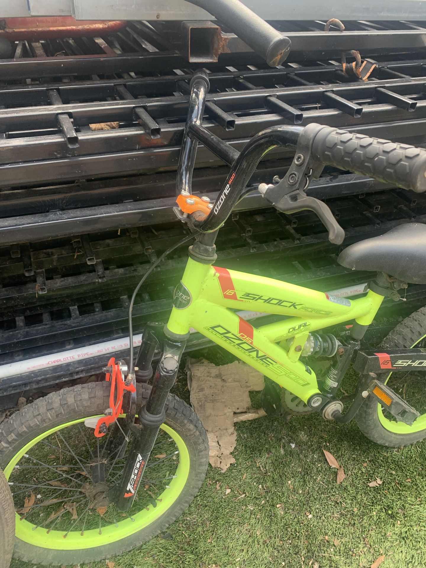 Ozone 500 Kids Shock Force 16’ Bike