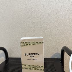BURBERRY HER perfume  1:1 Quality