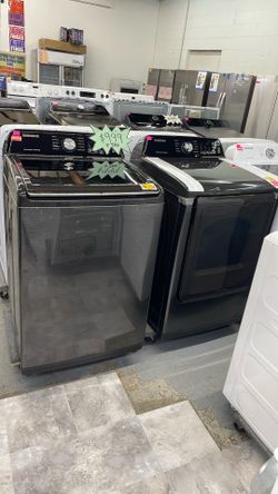 Set washer 4.5 cu ft and dryer 7 cu ft
