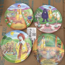 4 For Collectible 1989 Ronald Mcdonald's Plastic Plates