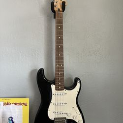 Fender MIM Stratocaster Guitar