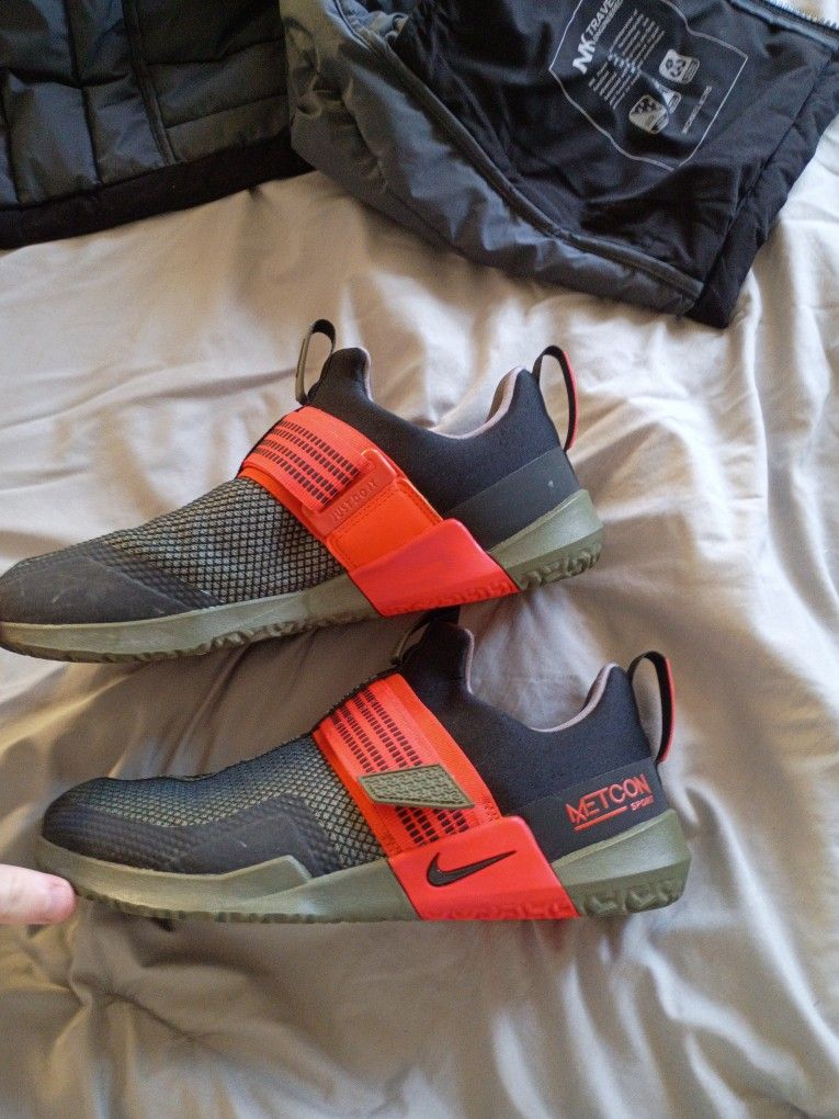 Nike Metcon Sport Mens Training Shoes Black Olive Orange. Size 11.5 Men $68