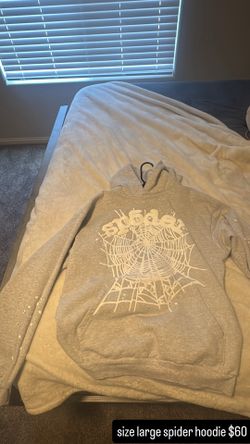 Spider grey hoodie
