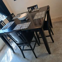 Dinning table