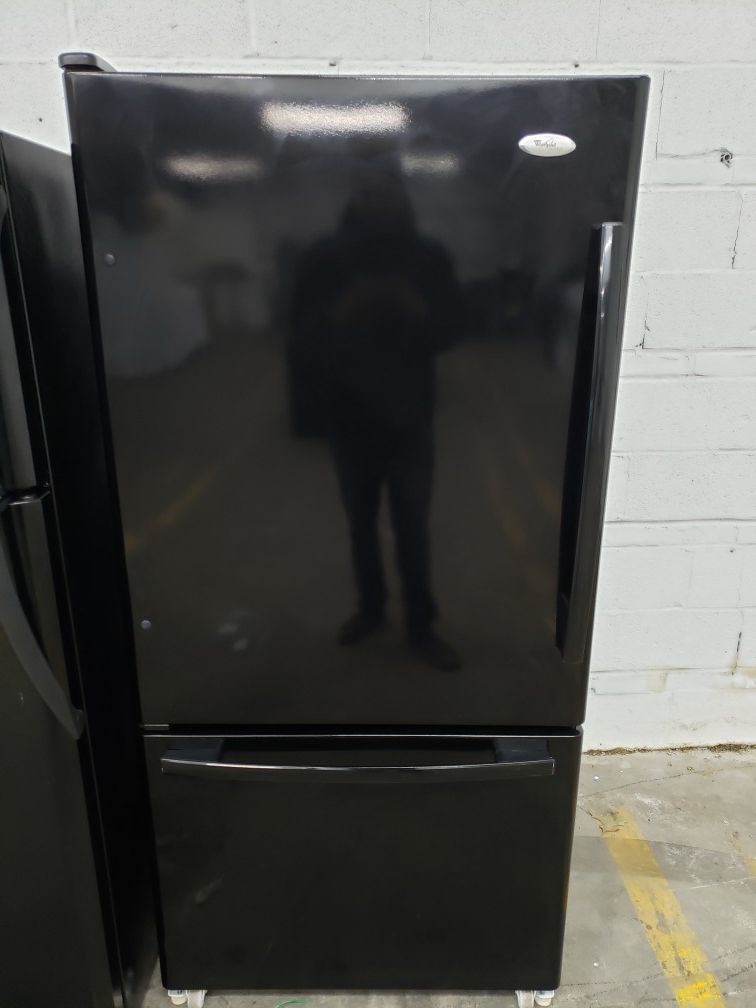 Black bottom fridge refrigerator