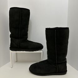 Ugg Classic Tall 5815 Womens Boots Size 10