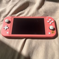 Nintendo Switch Lite Animal Crossing Aloha Edition 