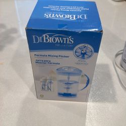 Formula Mixing Pitcher