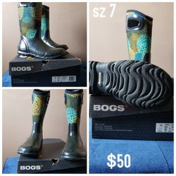 Bogs Snow Boots, Size 7