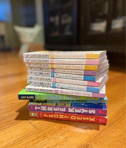 Chapter Book Lot - Great for Sunmer reading! Cupcake Dairies & More..
