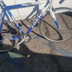 TREK 1000 APHA LARGE ALUMINUM 21 SPD ROAD  BIKE RIDES GREAT 💯