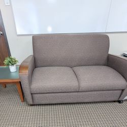Loveseat 
