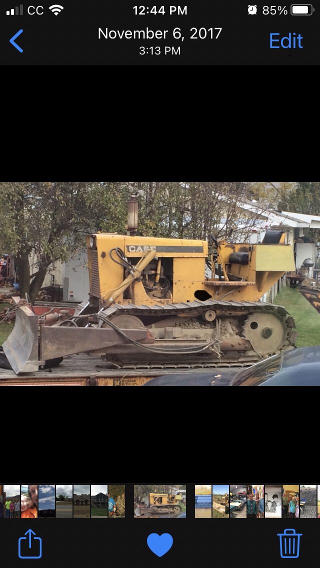 Case bulldozer dozer crawler small w/ heavy duty Tri axle trailer