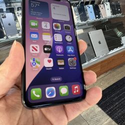 Unlocked iPhone XS 256GB With New Battery 