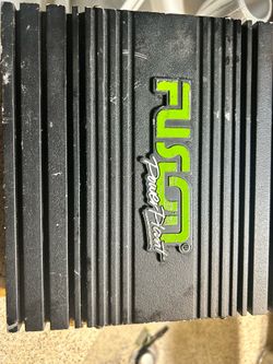 Fusion power plant amplifier