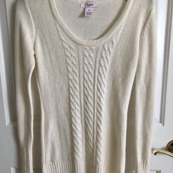 Candies Off White Sweater Size Medium
