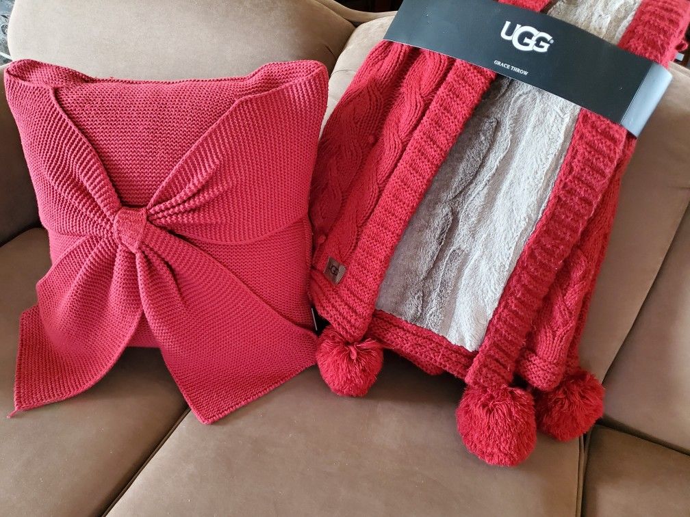 UGG Red Knit Throw & Matching Bow Pillow