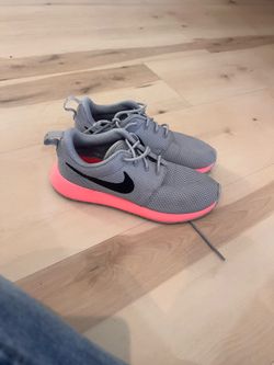 Girls size 4