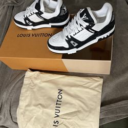 LV Mens Trainers Sneaker Size 12 Eur 46 Asking 350 Obo