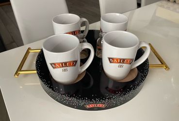 Baileys 7 piece coffee/tea serving Tray
