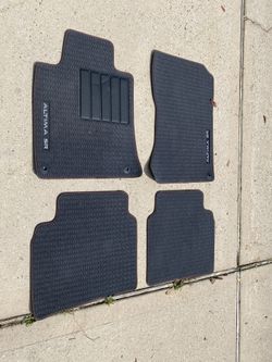 Floor Mats 2023 SR Altima