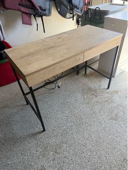 GREAT CONDITION DESK AND DOG CABINET