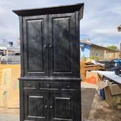 Thomasville Black Chest Drawer 