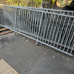 Barandales Nuevos No Se Usaron 