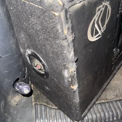 L5 Kicker With Ported Kicker Box Speaker Works Great