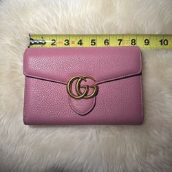 Crossbody Wallet On Chain 