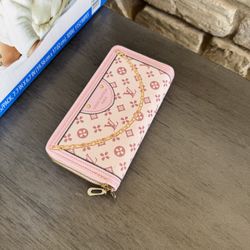 Pink designer Wallet Brand New Never Used! 