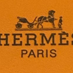 Hermes Box With Hermes Logo Ribbon