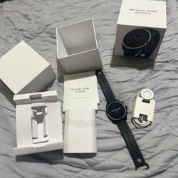 Michael Kors Watch Women’s Smartwatch