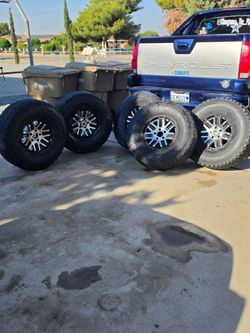 08 jeep Rims Tires