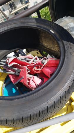 Nexen 235 45 R18