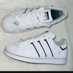 Adidas Shoes (pick Up Only)