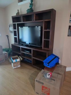 WALL UNIT