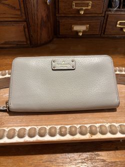 NWOT Kate Spade Wallet