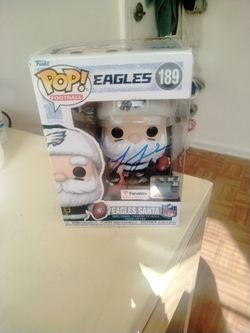 Eagles 189 Funko Pop Santa Claus Signed By Lane Johnson Future Hall Of Famer