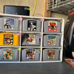 GARAGE SALE NINTENDO GAMES AND SYSTEMS 