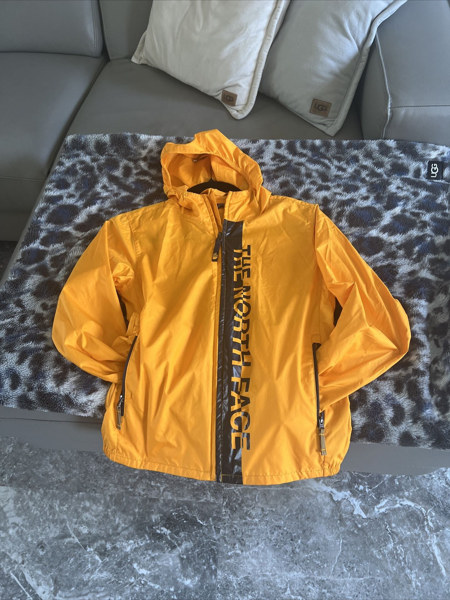 North Face Youth  Medium Jacket