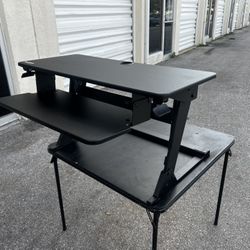 Skilcraft Desktop Sit-Stand Workstation! Great condition! Retails $500+ 
