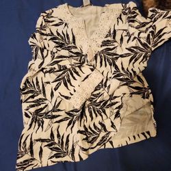 White &Black Blouse Shirt