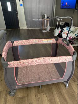 baby trend play pen