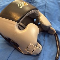 Rival Boxing RHG20 Traditional Headgear