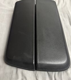 2018 Mercedes-Benz GLS450 Armrest/Center Console Lid Black
