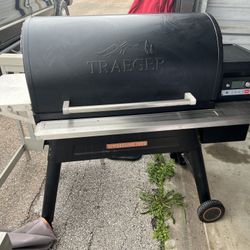 Traeger Timberline 1300 BBQ Pit